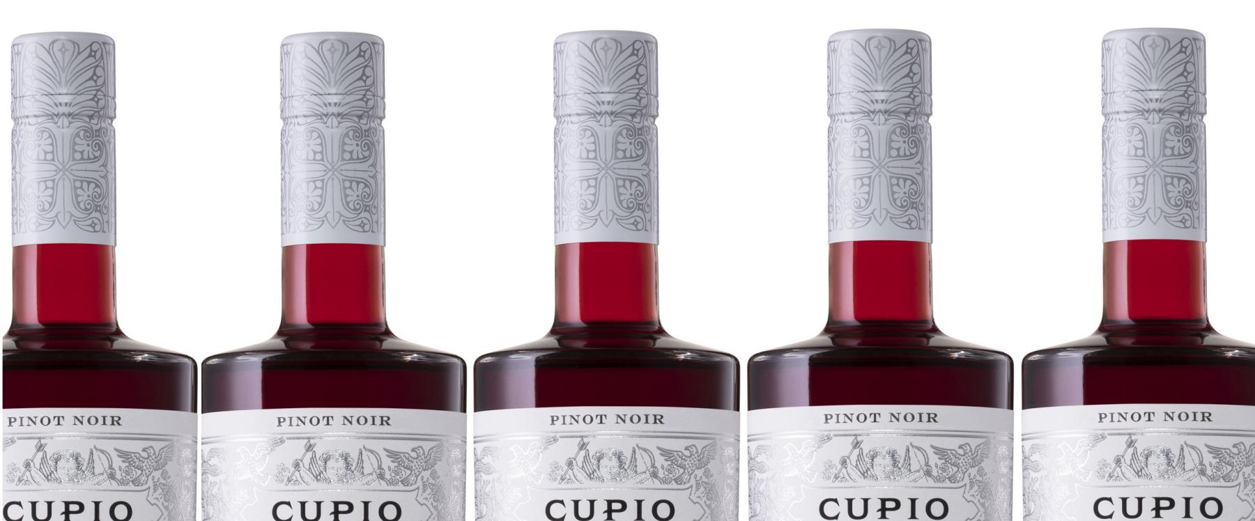 Cupio Pinot Noir lined up